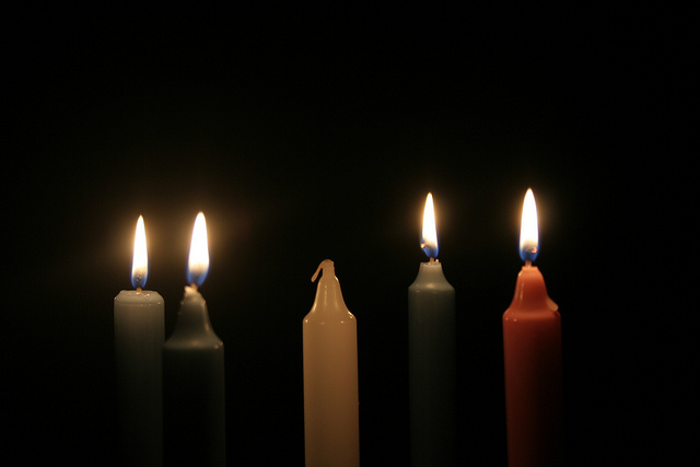 6387680605_452215efc0_z